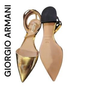 Giorgio Armani Authentic gold flats